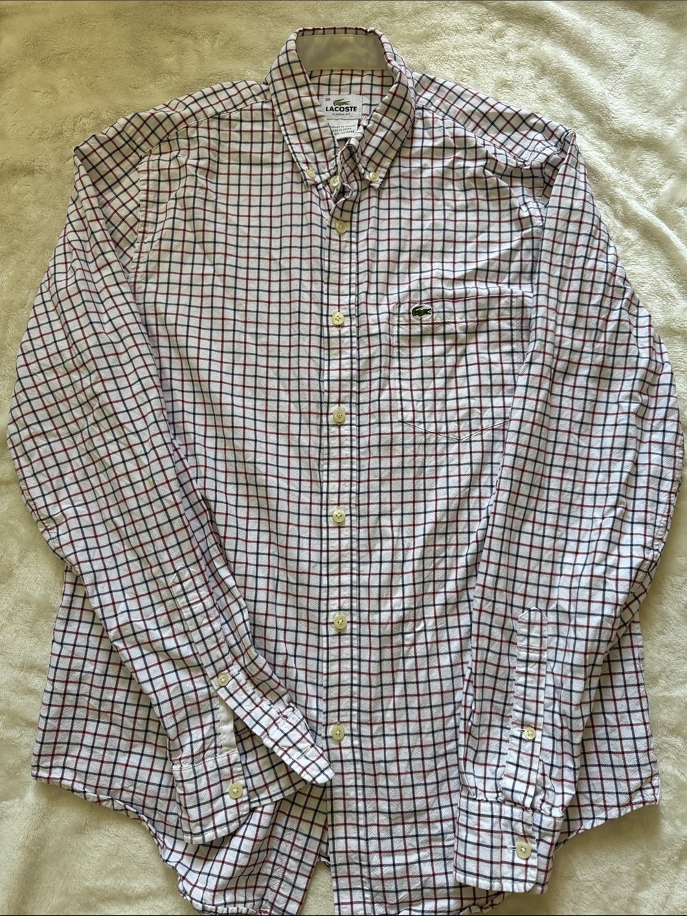 Lacoste Men’s Classic Fit Checked Button-Down Shirt in White with Red & Navy